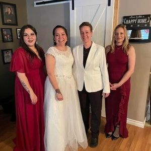 Meet your Posher, Monica